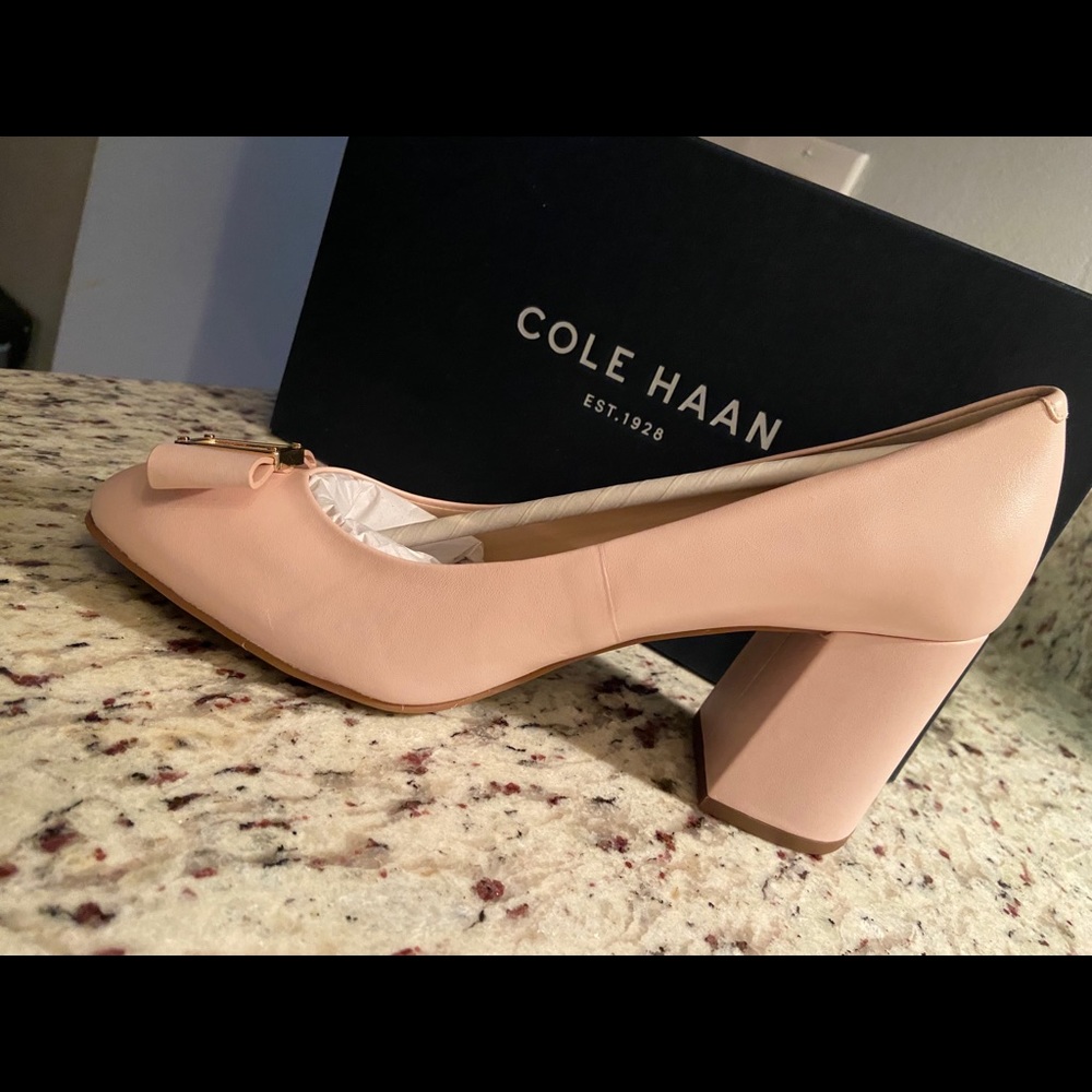 Cole haan bow pumps